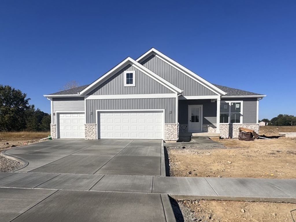 2754 Calabria Ln